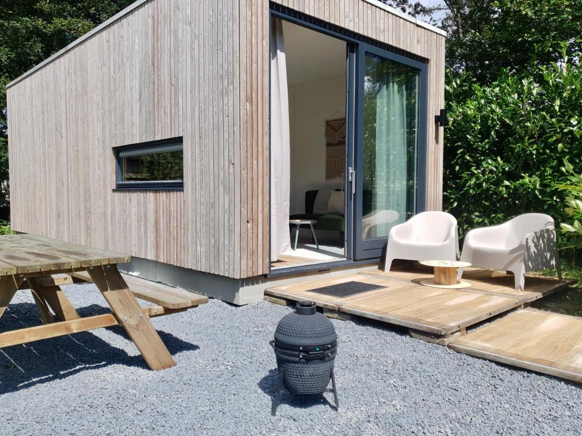 Elahuizen Modern Tiny House Op Rustig Watersportpark 빌라 외부 사진
